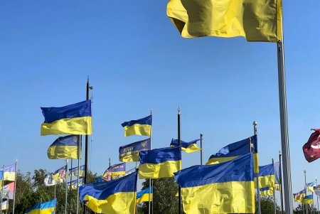 На одесском кладбище чествовали павших украинских защитников и освятили новый Казацкий Крест 