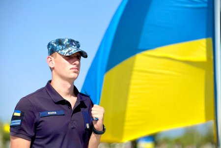 На одесском кладбище чествовали павших украинских защитников и освятили новый Казацкий Крест 