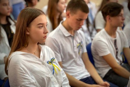Геннадий Труханов встретился с одесскими старшеклассниками (фото, видео)