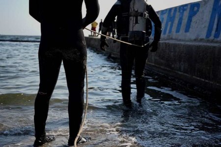 На одном из одесских пляжей в море во время купания утонул 19-летний парень (фото)