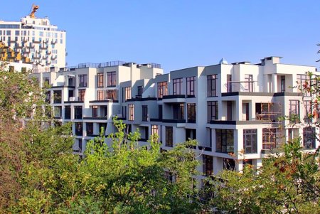 Осеннее очарование бульвара Жванецкого (фоторепортаж)