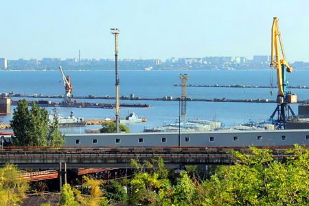 Осеннее очарование бульвара Жванецкого (фоторепортаж)