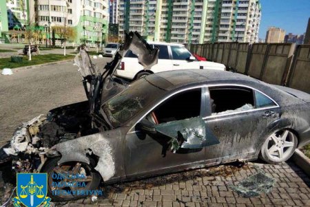 Бывший пожарный с сообщниками на заказ сжигал авто в Одессе (фото)