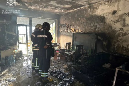 В Киевском районе горел частный дом: пострадал мужчина и четыре ребенка (фото)