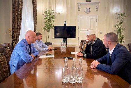 Геннадий Труханов встретился с представителями крымских татар, проживающих в Одесской области (фото) 
