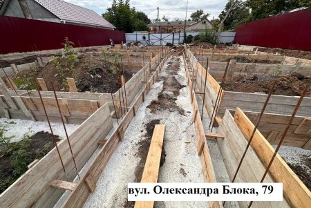Одесситов предупреждают об опасности инвестирования в незаконную постройку домов в Хаджибейском районе (фото)