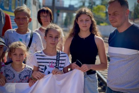 Юные одесские спортсмены отправились отдыхать в польский спортивный лагерь (фото)