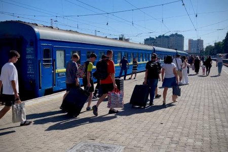 Юные одесские спортсмены отправились отдыхать в польский спортивный лагерь (фото)