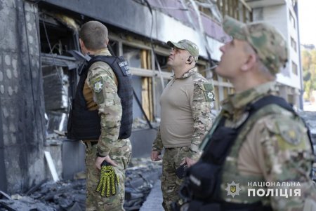 Последствия ночного воздушного удара по Одессе (фоторепортаж)