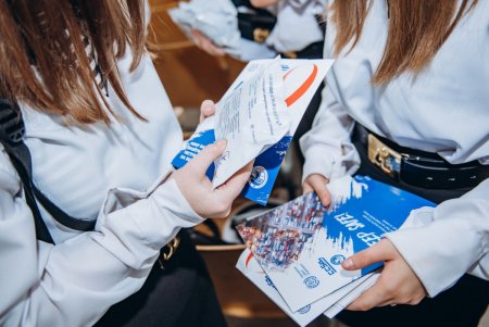 Одесские медики проконсультировали молодежь по профилактике ВИЧ и СПИДа (фото)