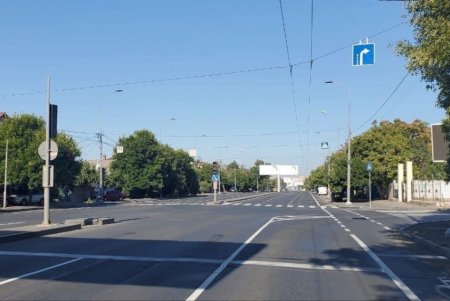 На Святослава Рихтера обновили дорожную разметку (фото)