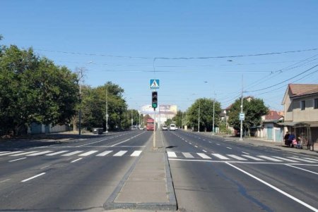 На Святослава Рихтера обновили дорожную разметку (фото)