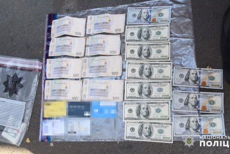 В Одессе задержали организатора незаконной переправки призывников за границу и одного члена преступной группы (фото, видео)