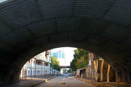 Деволановский: спуск с тремя мостами и сложной историей (фоторепортаж)