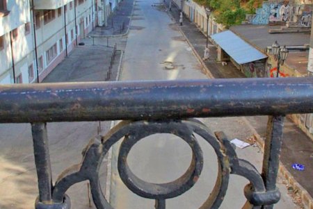Деволановский: спуск с тремя мостами и сложной историей (фоторепортаж)