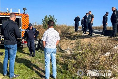 В Одесской области в искусственном водоеме найдены тела двух подростков (фото, видео)