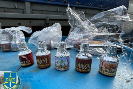 Житель Измаила ответит перед судом за производство поддельного алкоголя в своем домовладении