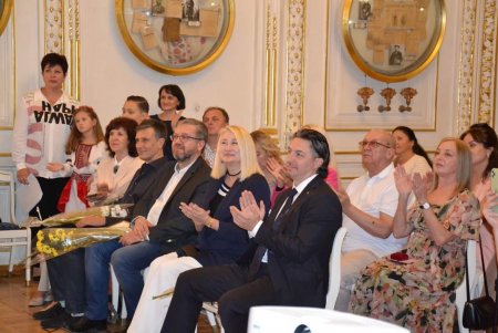 Работников сферы культуры отметили почетными наградами Одессы (фото)