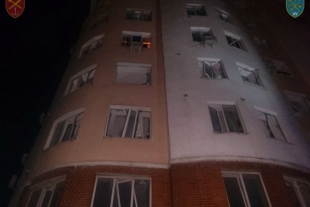 Последствия ракетного удара по Черноморску (фоторепортаж)