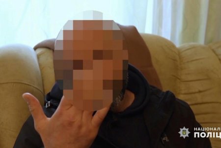 Распространяли в обществе преступное влияние: двух «смотрящих» за городом Черноморск привлекут к ответственности (фото, видео)