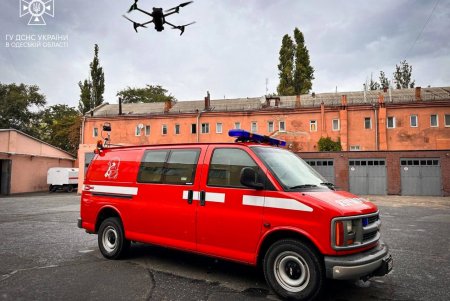 Одесские спасатели получили современный компактный автомобиль со спецоборудованием (фото)