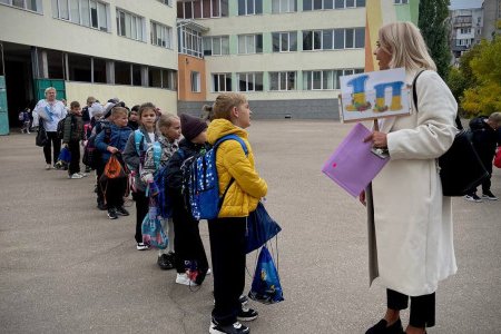 Геннадий Труханов: «Появление новых укрытий в учебных заведениях - это яркий пример эффективного сотрудничества родителей, городской власти и международных организаций»