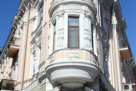 Улица Университетская — тихий центр Одессы, из которого постепенно «уходит тишина» (фоторепортаж)