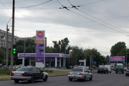 В Киевском районе обновили светофоры (фото)