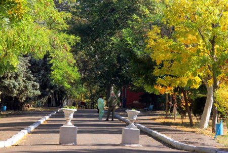 Осеняя прогулка по солнечному Французскому бульвару (фоторепортаж)