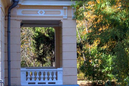 Осеняя прогулка по солнечному Французскому бульвару (фоторепортаж)