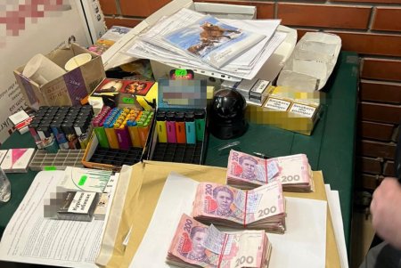Двое горожан понесут ответственность за организацию нелегального табачного бизнеса (фото)
