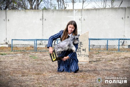 Полицейские-кинологи из Одесской области совместно со служебными собаками помогают правоохранителям реабилитироваться после ранений (фото, видео)