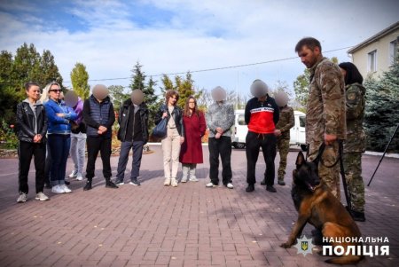 Полицейские-кинологи из Одесской области совместно со служебными собаками помогают правоохранителям реабилитироваться после ранений (фото, видео)