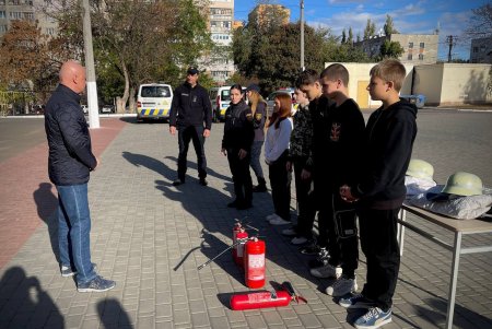  В одесских школах и детских садах отрабатывают механизм действий при сигнале «Воздушная тревога» и других опасных происшествий (фото, видео)