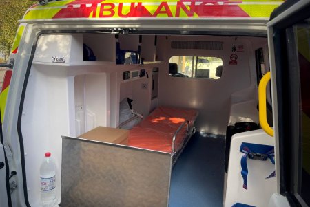 Одесса передала воинам бронеавтомобили для медэвакуации (фото)