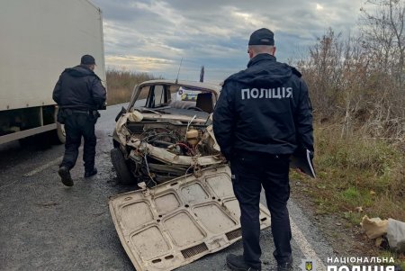 В Подольском районе перевернулось авто: водитель и двое пассажиров получили травмы (фото)