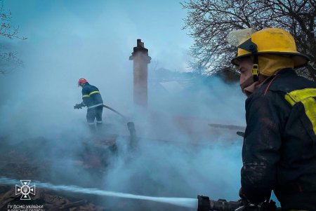 Одесская область: спасатели ликвидировали пожар в аптеке (фото)