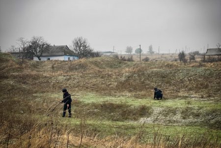 Одесские пиротехники разминируют деокупированные территории Херсонской и Донецкой областей (фото)