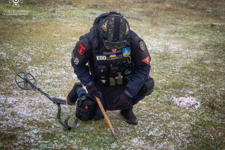 Одесские пиротехники разминируют деокупированные территории Херсонской и Донецкой областей (фото)