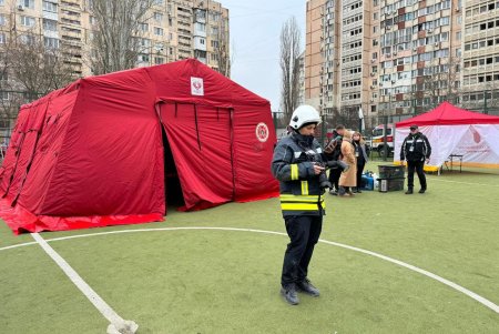 На місці трагедії триває розбір завалів та пошукові роботи (фото, відео)