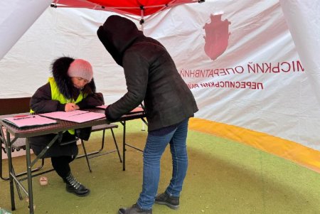 На місці трагедії триває розбір завалів та пошукові роботи (фото, відео)