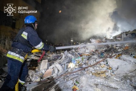 Одеса сумує за загиблими внаслідок трагедії (фото)