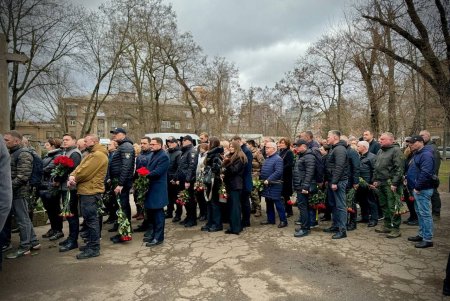 Сьогодні в останню путь провели Сергія Тетюхіна (фото)