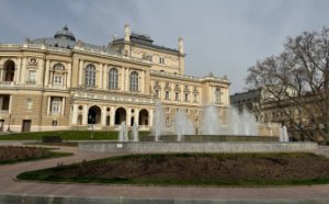 В Одесі розпочався сезон фонтанів (фото, відео)