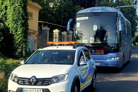 Юні одесити оздоровлюються і відпочивають у мальовничих Карпатах (фото)