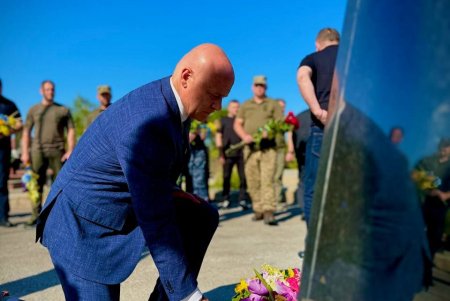 В Одесі вшанували памʼять Героїв, які віддали своє життя за незалежність країни (фото)