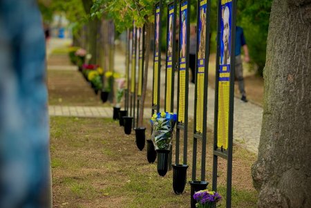 В Одесі урочисто відкрили Алею пам'яті полеглих героїв (фото)