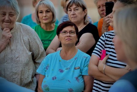 Мер Одеси зустрівся з мешканцями гуртожитків на вулиці Стовповій (фото)