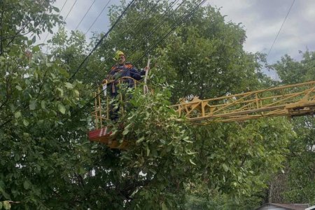 Одеські комунальники забезпечують роботу вуличного освітлення (фото)