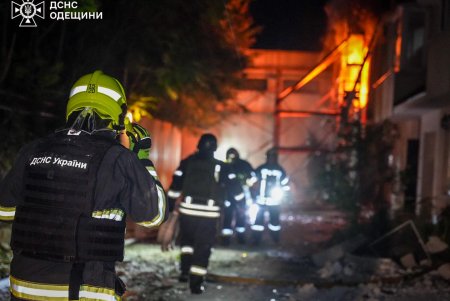 Вчора ввечері ворог завдав ракетного удару по Одесі (фото,відео)